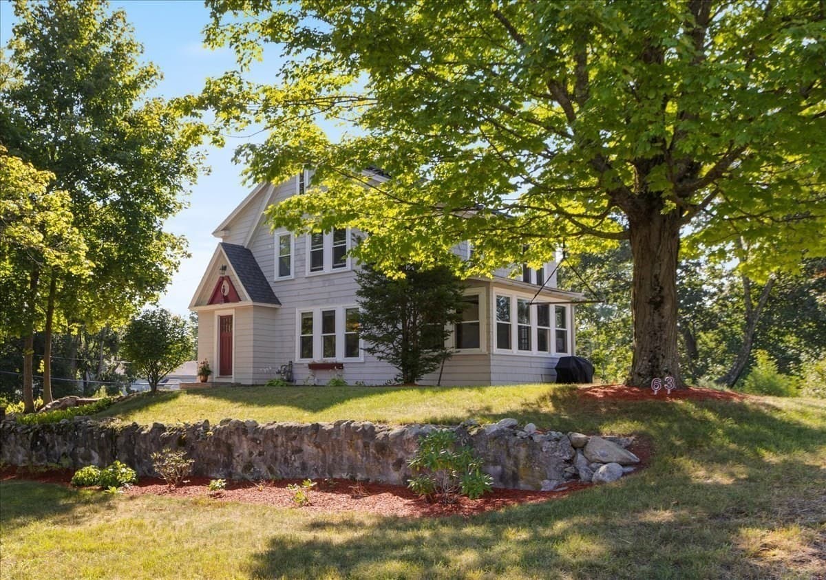 Single Family Residence at 63 Billerica Rd, Chelmsford MA 01824, photo 2 of 39