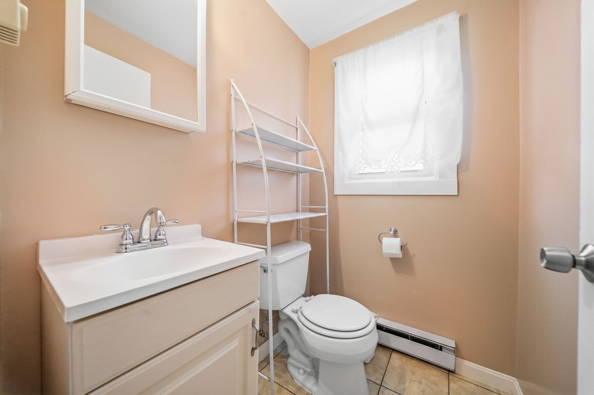 Condominium at 440 Caswell St # B, Taunton MA 02718, Taunton, photo 13 of 42