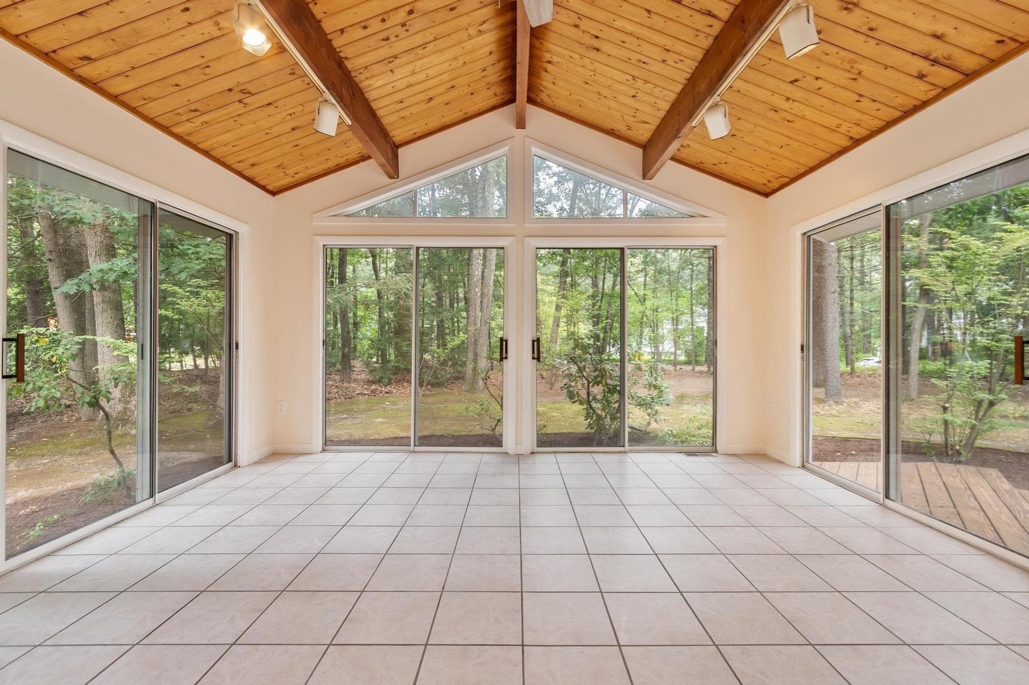 Single Family Residence at 10 Brentwood, Sudbury MA 01776, Sudbury, photo 17 of 42