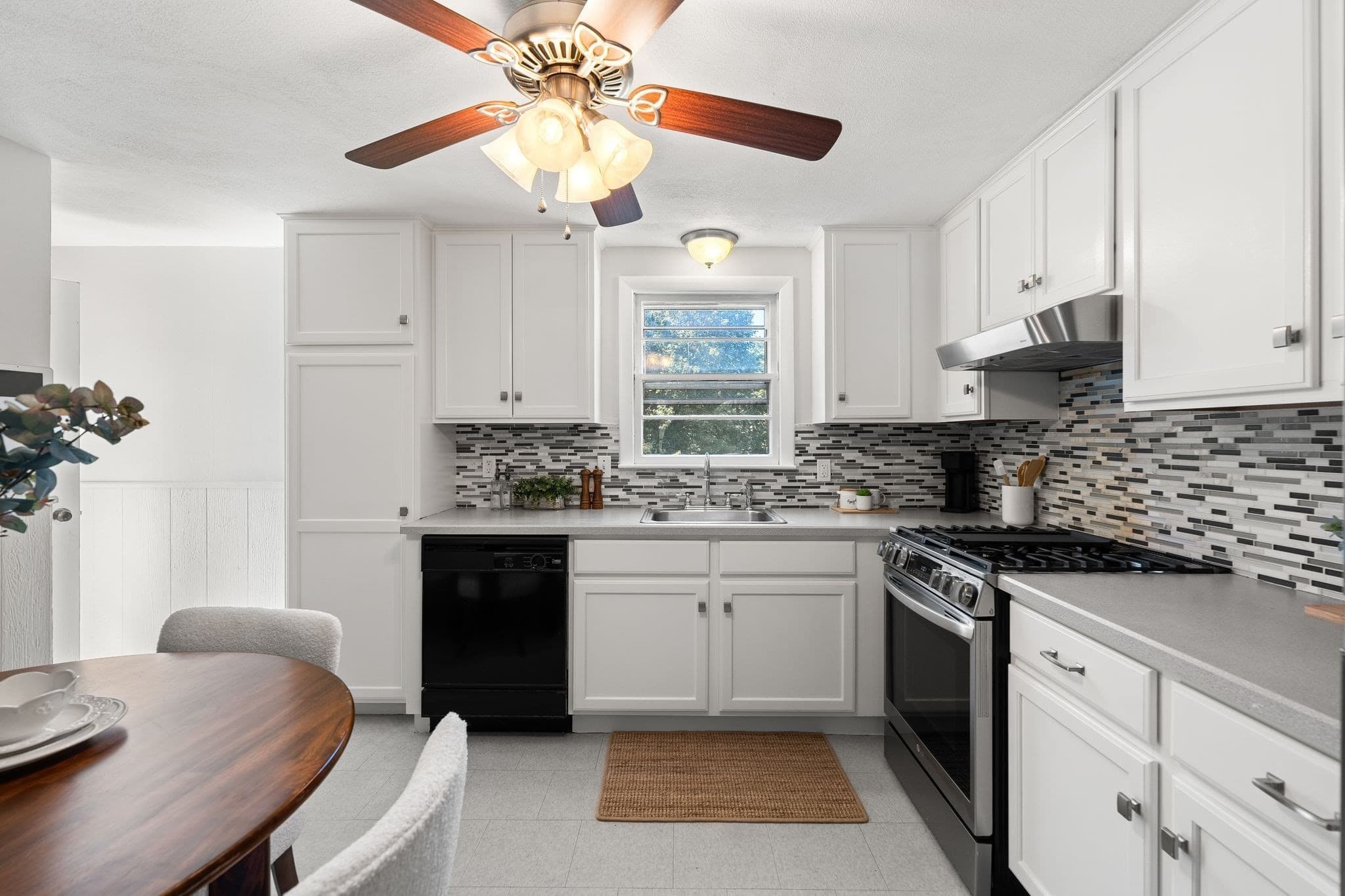 Single Family Residence at 15 Bradford St, Stoughton MA 02072, Stoughton, photo 13 of 42