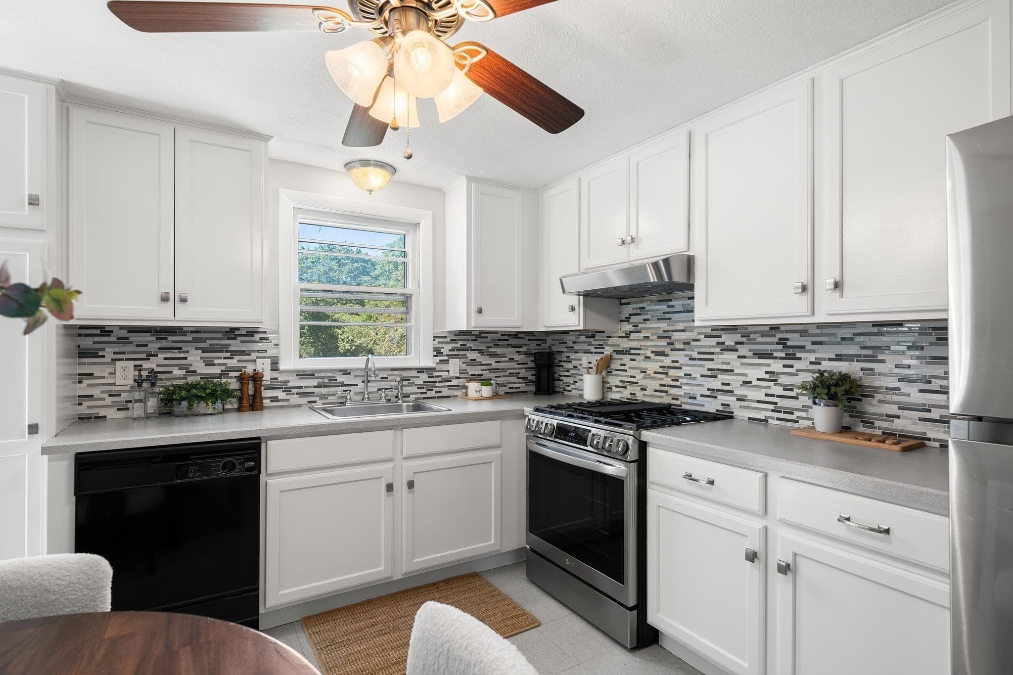 Single Family Residence at 15 Bradford St, Stoughton MA 02072, Stoughton, photo 17 of 42