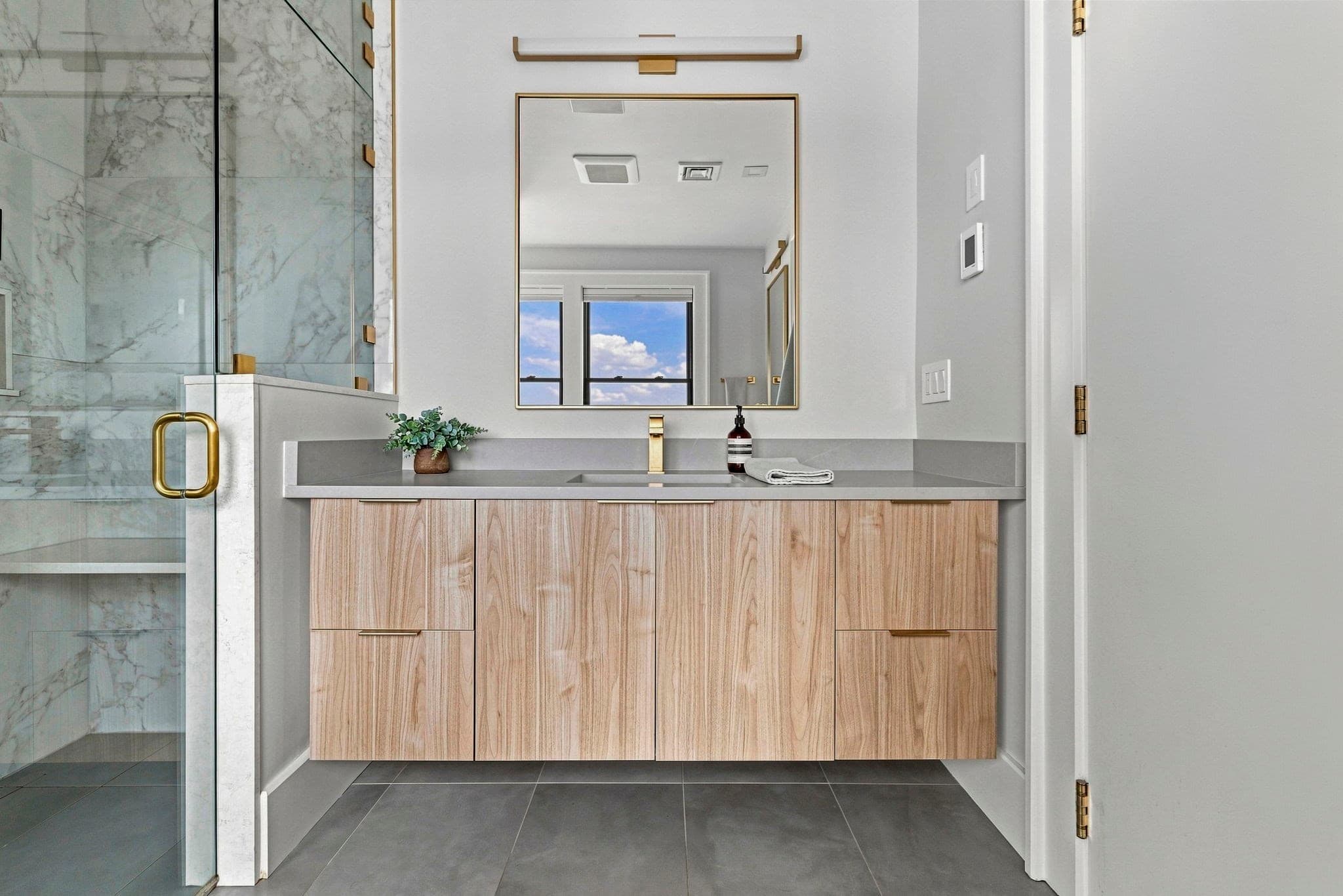 Condominium at 532 E. 3rd Street, Boston MA 02127, Boston, photo 14 of 16