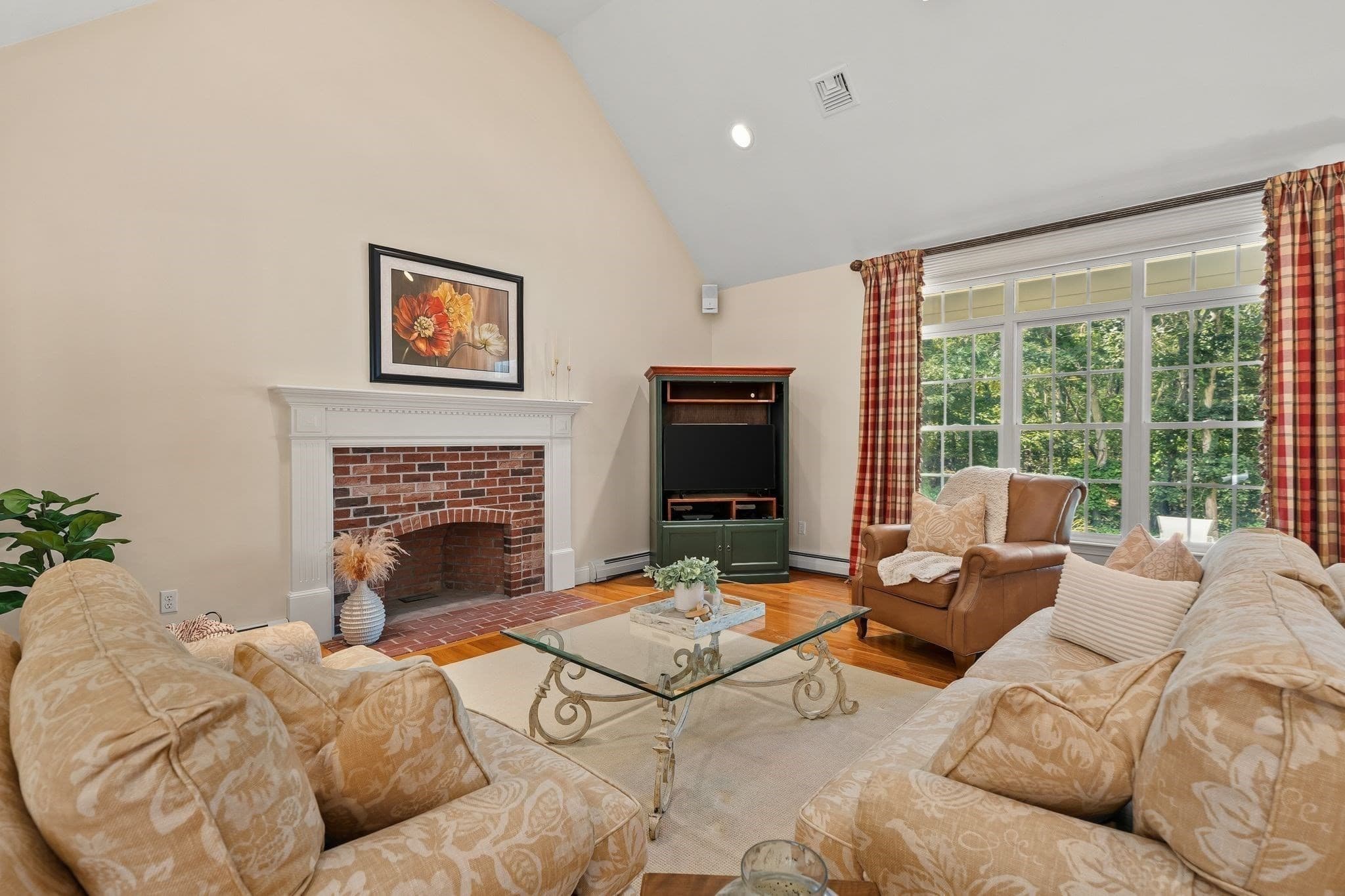 Single Family Residence at 11 Sycamore Ave, Bourne MA 02562, Bourne, photo 7 of 42