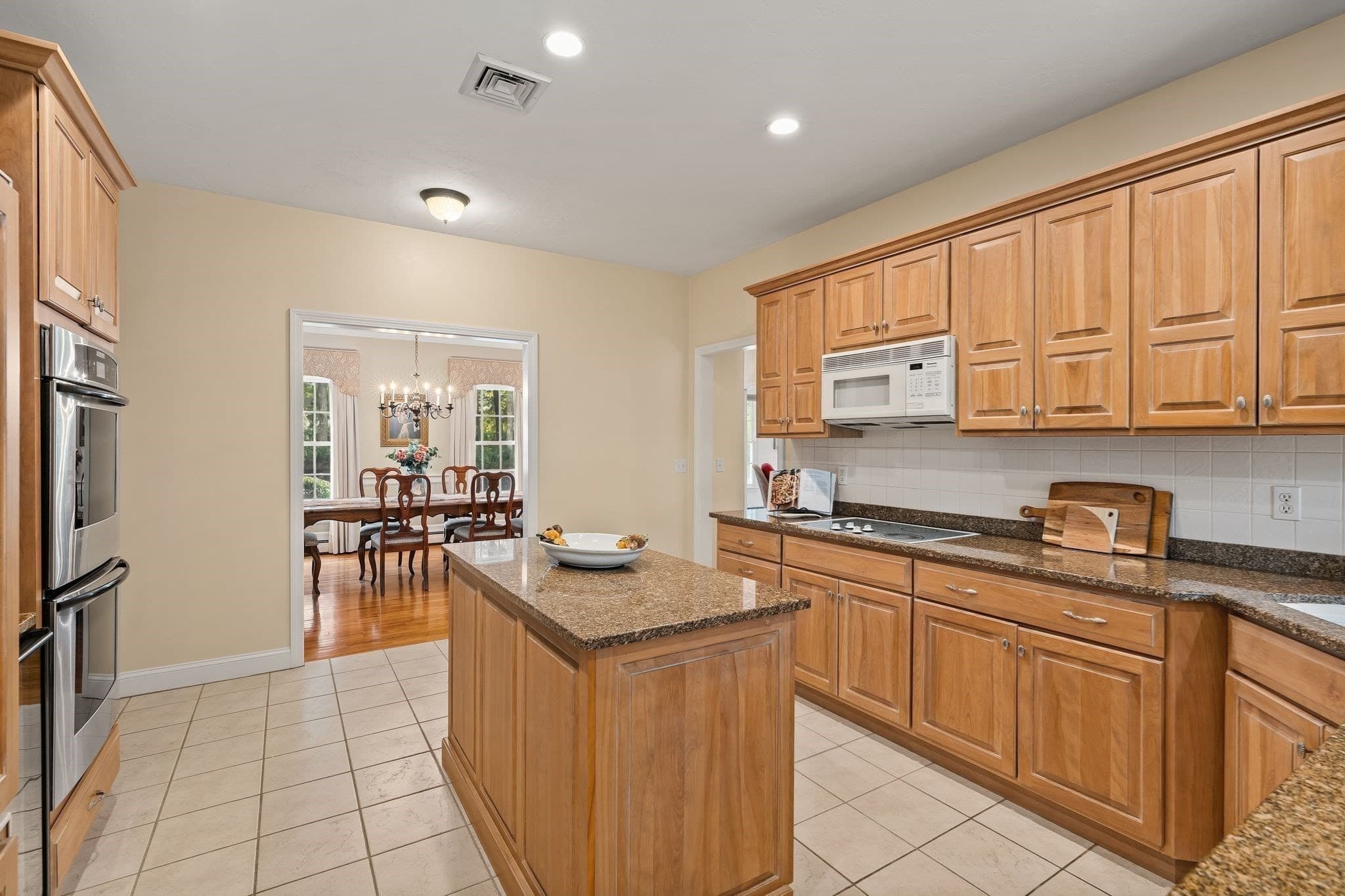 Single Family Residence at 11 Sycamore Ave, Bourne MA 02562, Bourne, photo 11 of 42