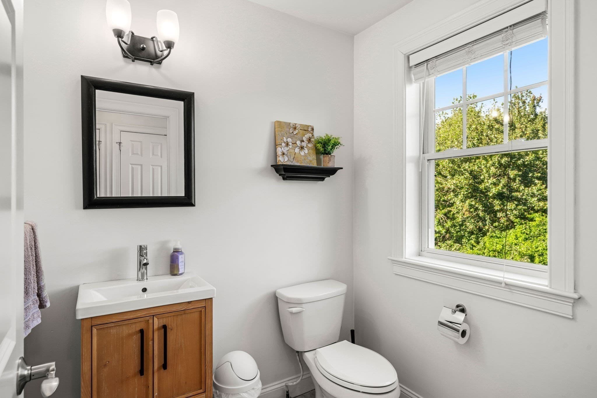 Single Family Residence at 22 Overlook Dr, Danvers MA 01923, Danvers, photo 25 of 42