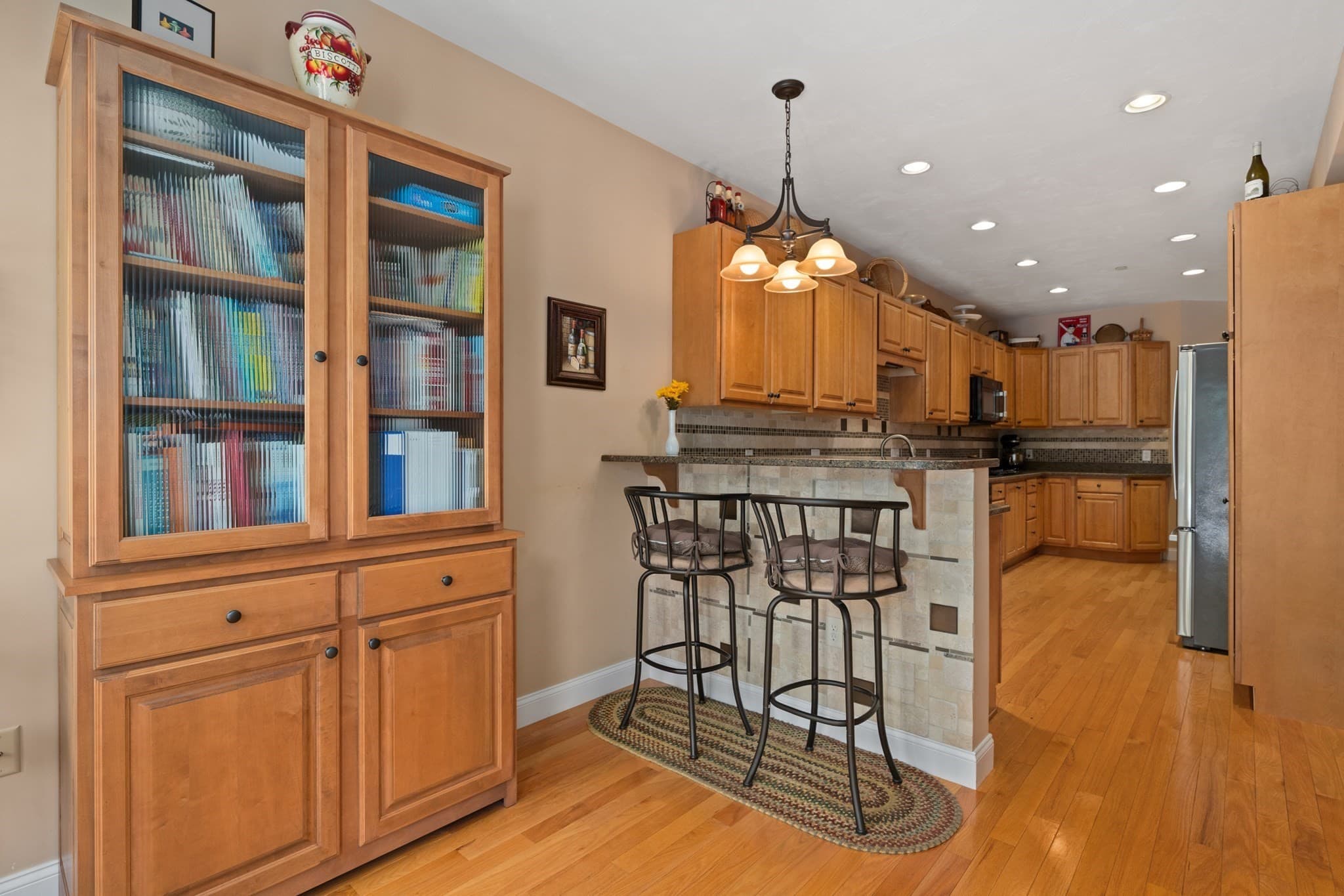 Condominium at 1 Pine Ridge Dr # 2, Medway MA 02053, Medway, photo 10 of 33