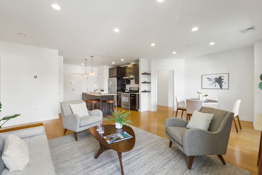 Condominium at 65 Beacon St # 403, Somerville MA 02143, Somerville, photo 3 of 21