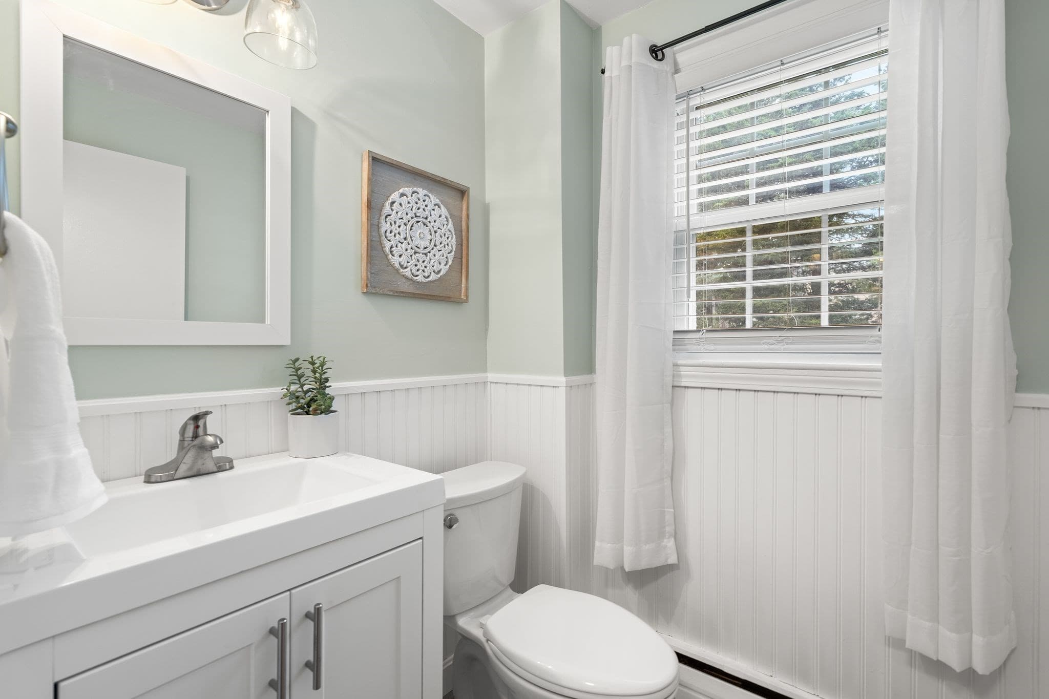 Single Family Residence at 27 Mount Pleasant Ave, Holbrook MA 02343, Holbrook, photo 13 of 31