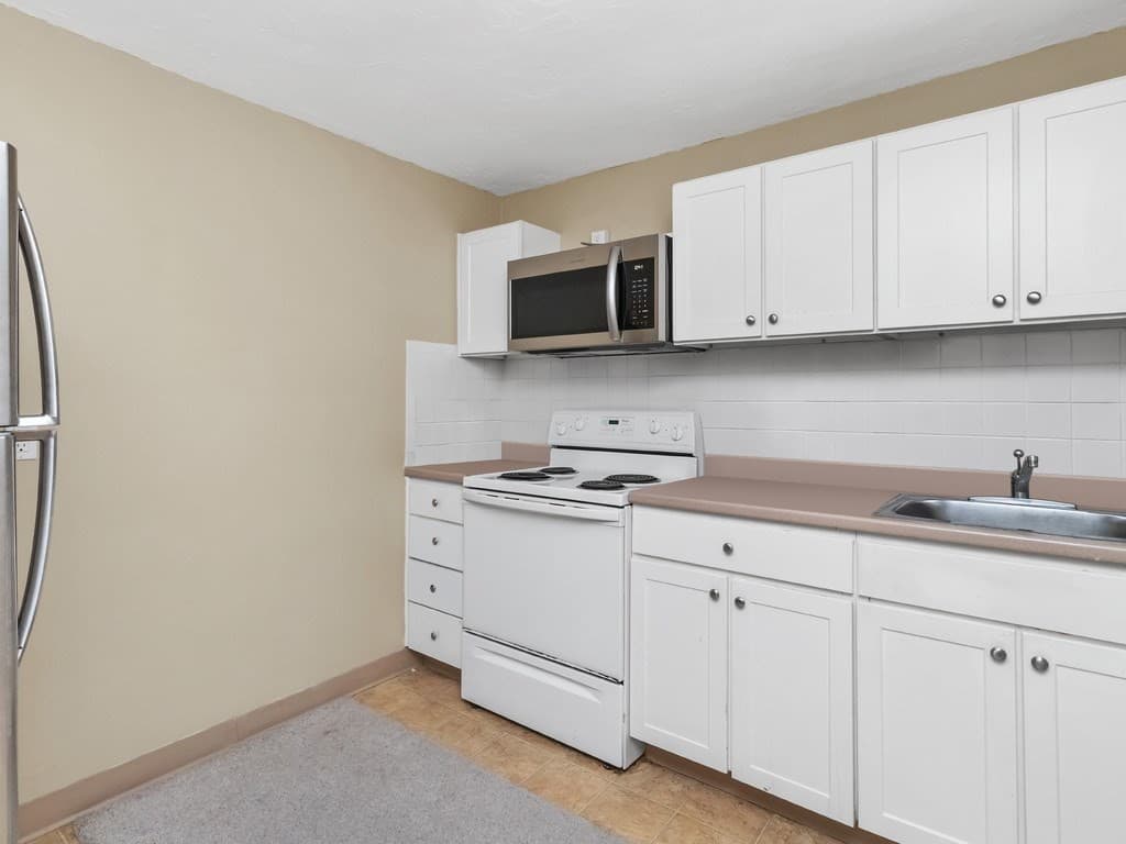 Condominium at 32 Whites Avenue # D45, Watertown MA 02472, Watertown, photo 3 of 29