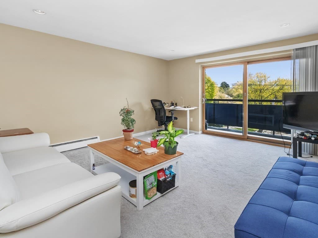 Condominium at 32 Whites Avenue # D45, Watertown MA 02472, Watertown, photo 15 of 29
