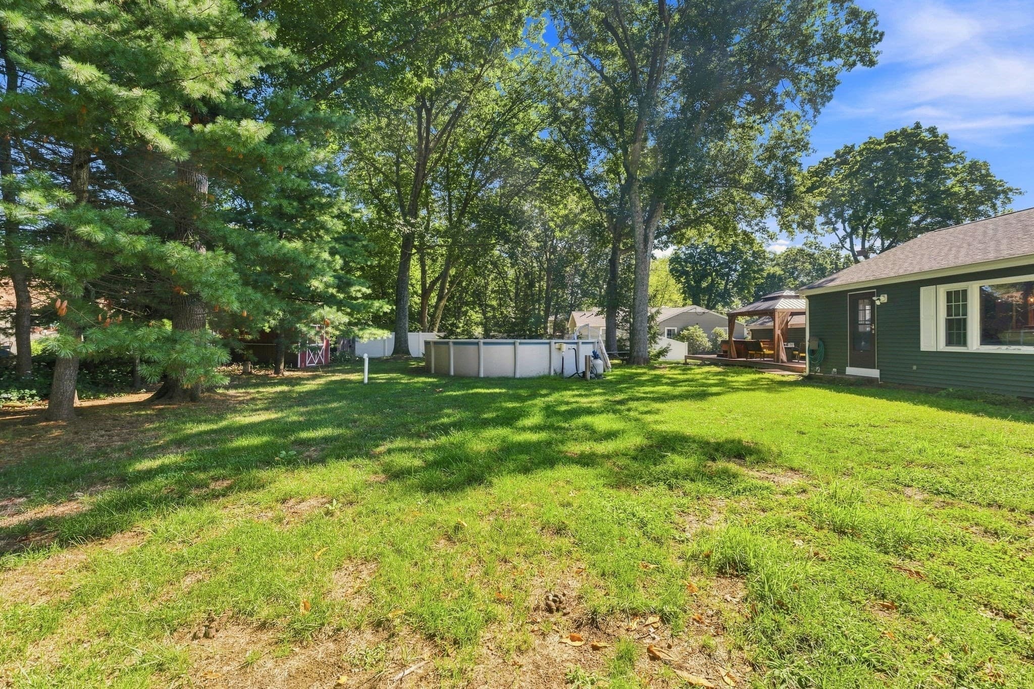 Single Family Residence at 95 Thomas Leighton Blvd, Cumberland RI 02864, Cumberland, photo 20 of 22