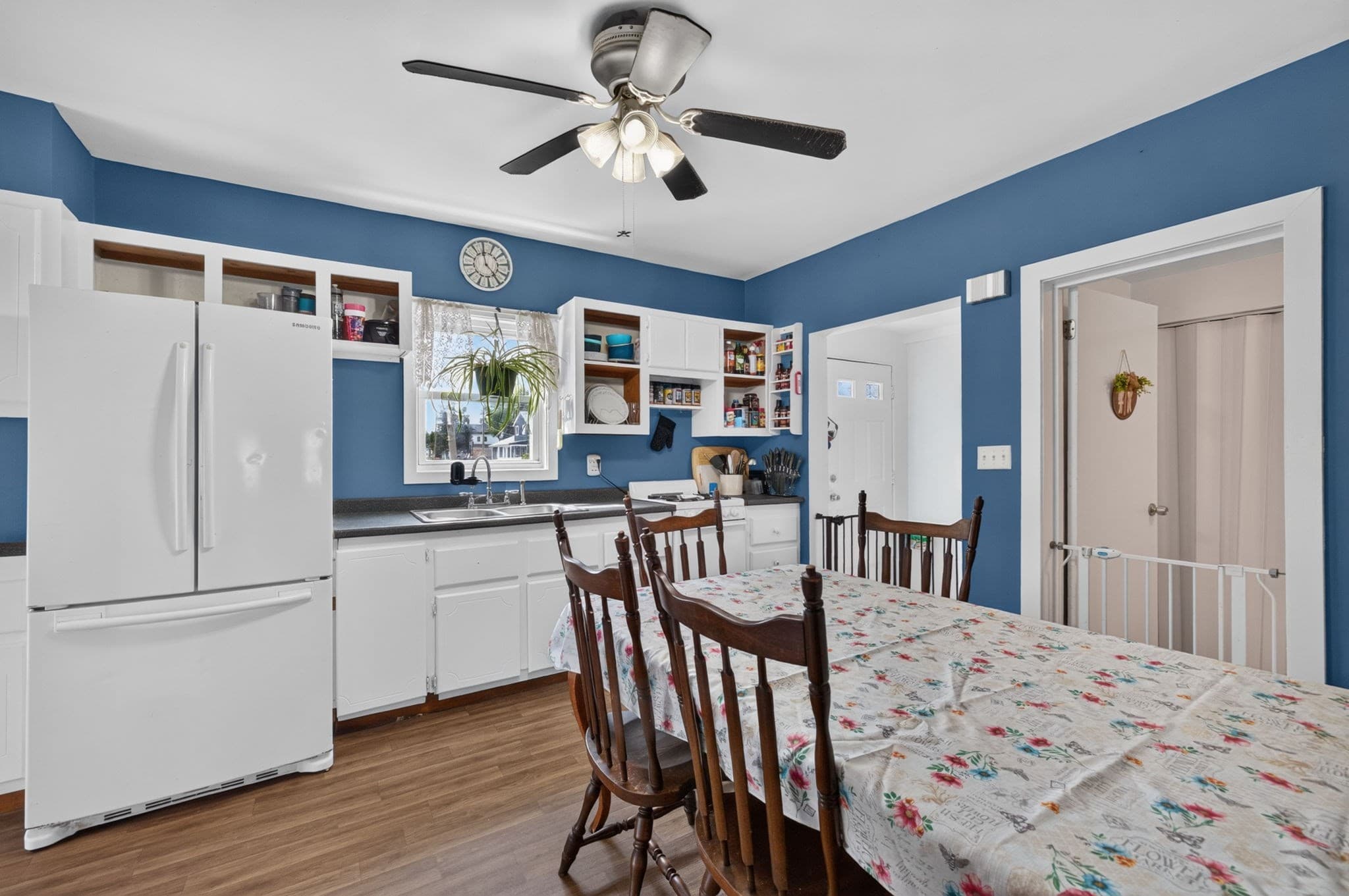 Single Family Residence at 32 Gardner Ave, Swansea MA 02777, Swansea, photo 8 of 27