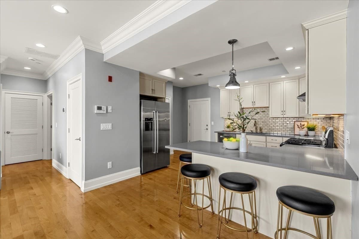 Condominium at 37 P Street # 3, Boston MA 02127, photo 15 of 36