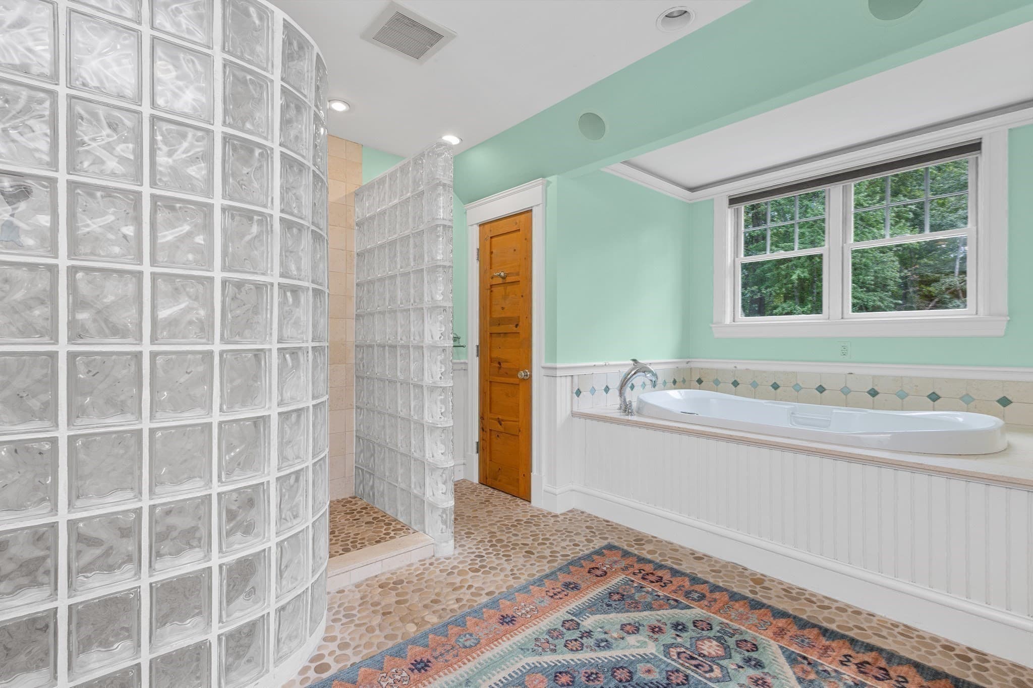 Single Family Residence at 3 Lealand Peck Dr, Wrentham MA 02093, Wrentham, photo 26 of 42