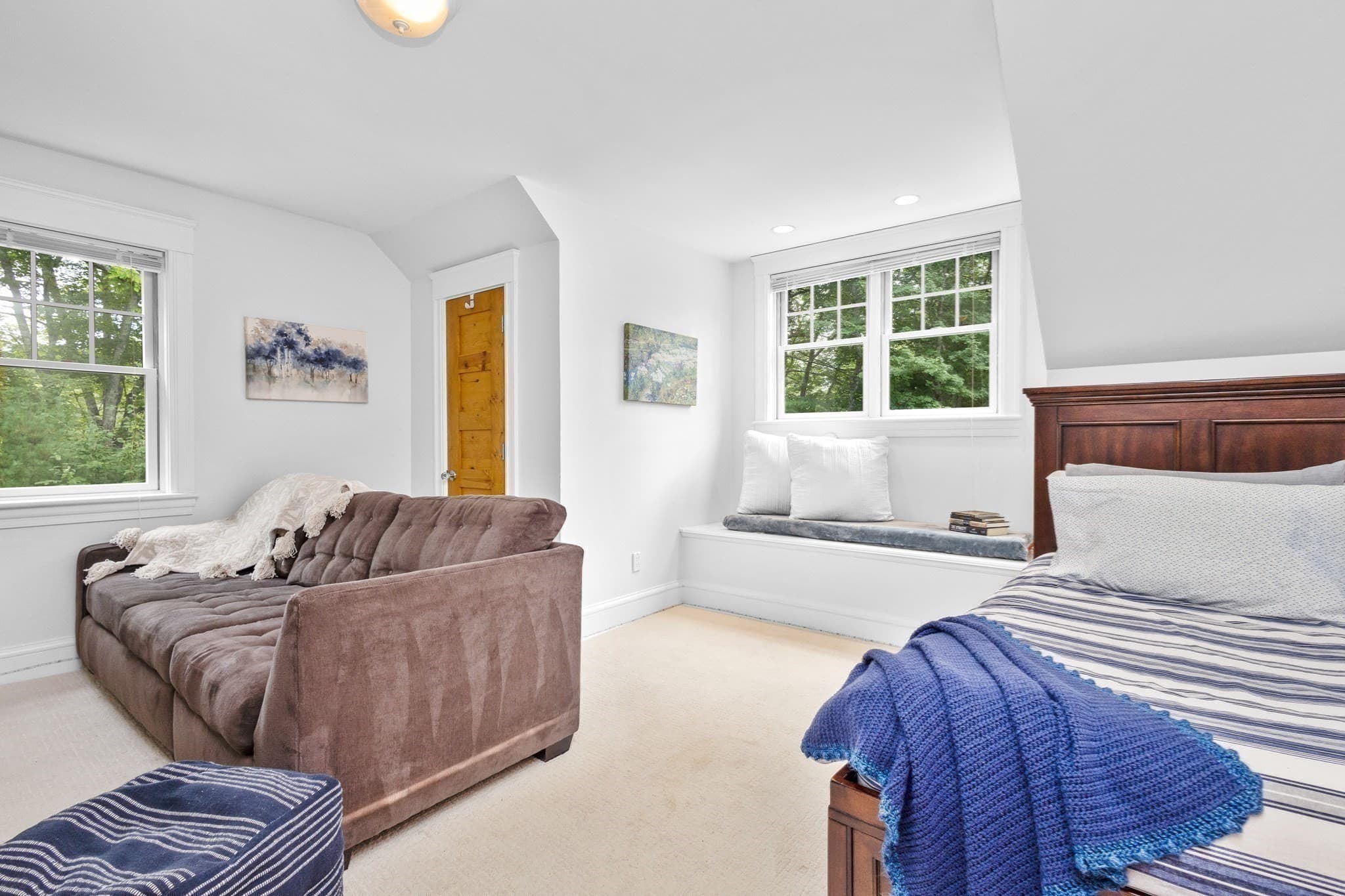 Single Family Residence at 3 Lealand Peck Dr, Wrentham MA 02093, Wrentham, photo 32 of 42
