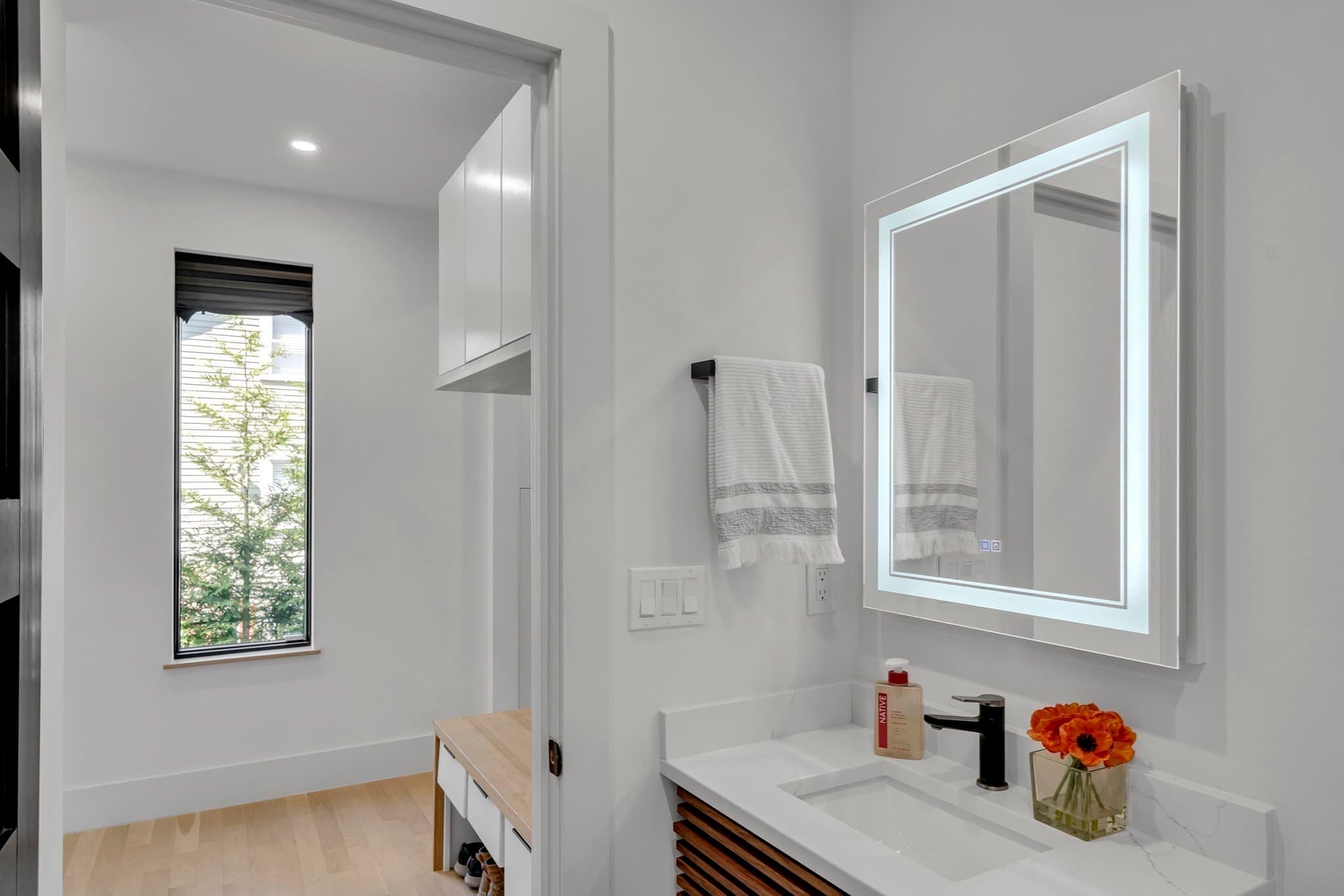 Condominium at 1242 Beacon St # 1242, Newton MA 02468, Newton, photo 10 of 26