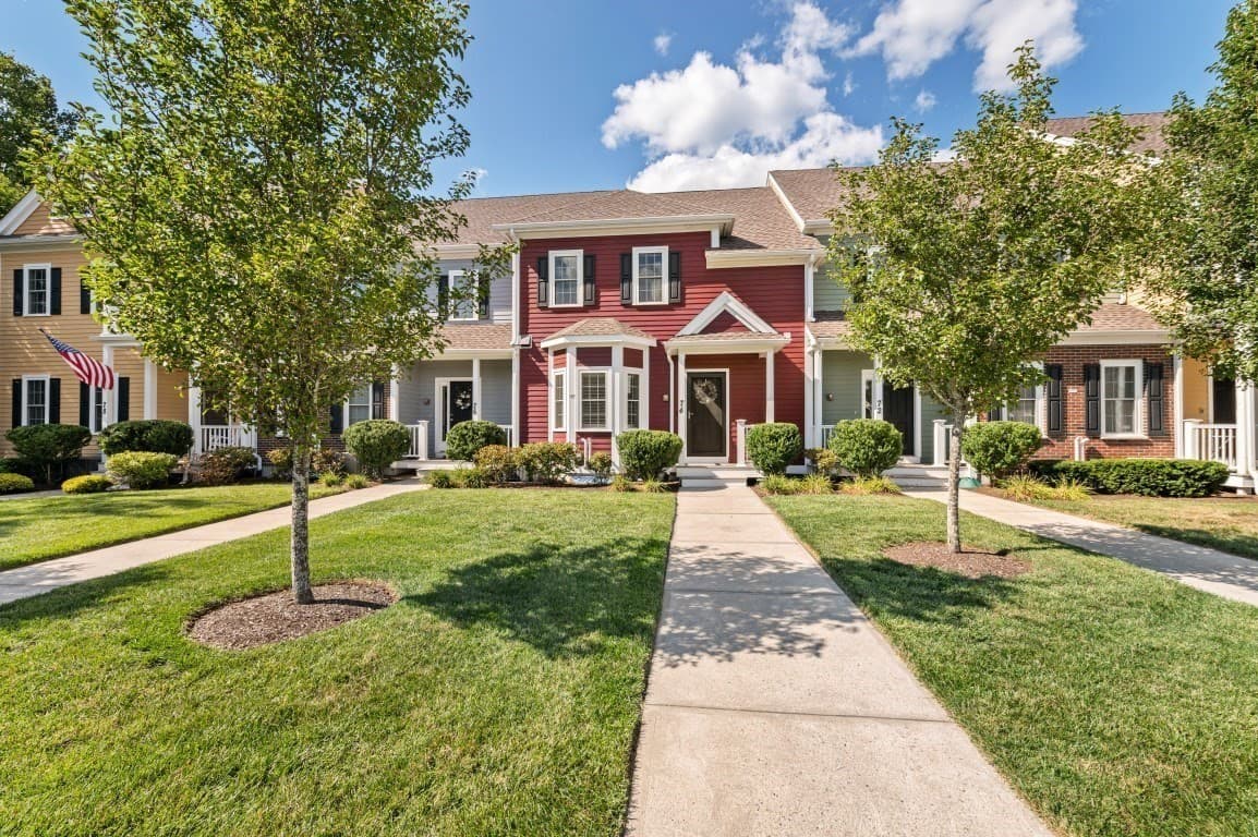 Condominium at 74 Meetinghouse Road # 74, Norfolk MA 02056, Norfolk, photo 2 of 21