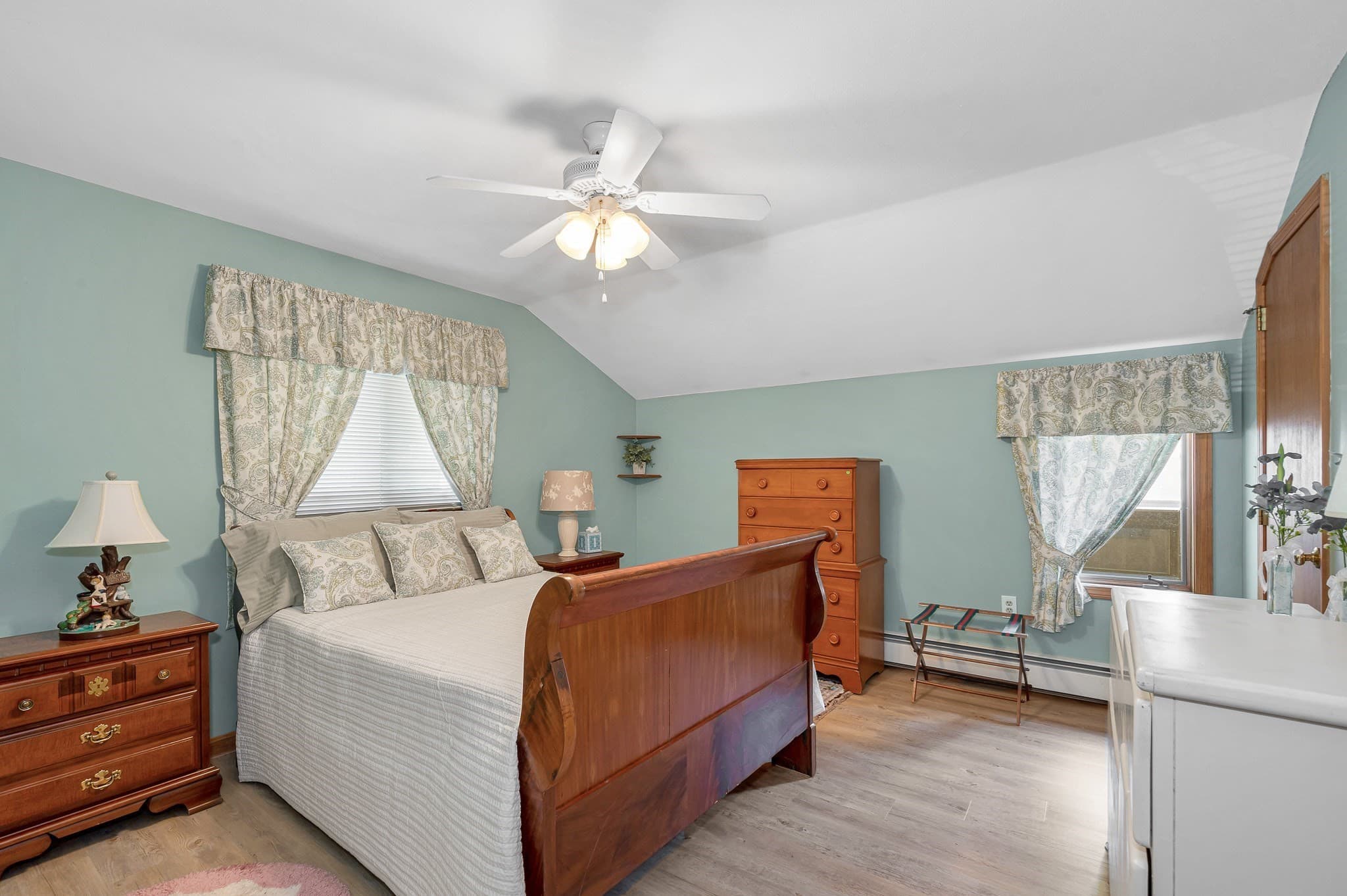 Single Family Residence at 41 Mascuppic Trail, Tyngsborough MA 01879, Tyngsborough, photo 23 of 41