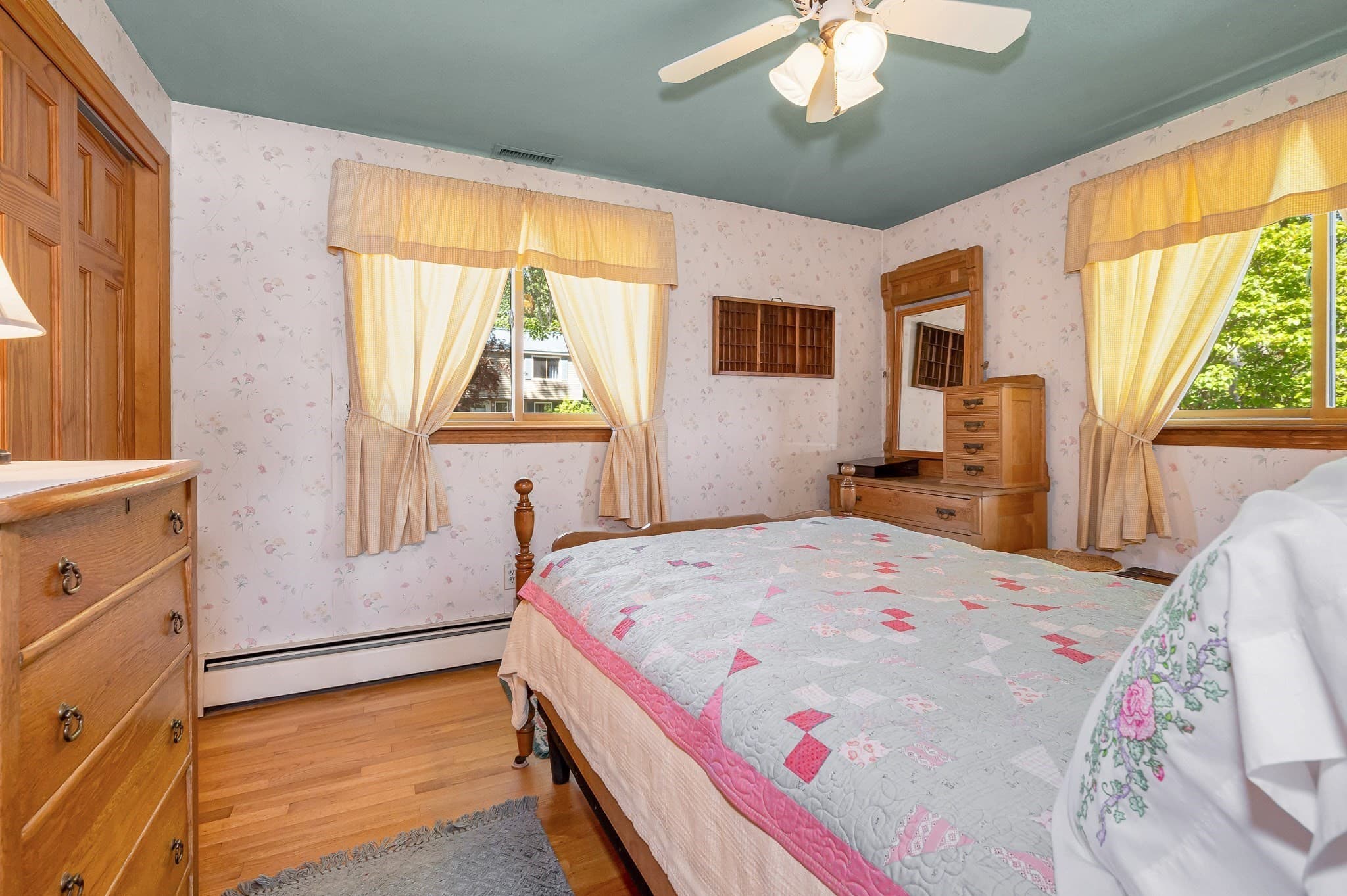 Single Family Residence at 41 Mascuppic Trail, Tyngsborough MA 01879, Tyngsborough, photo 12 of 41
