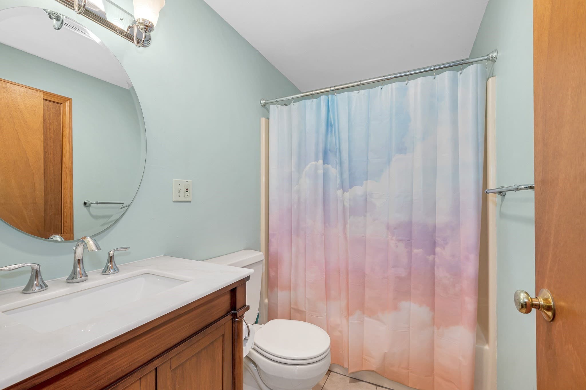 Single Family Residence at 41 Mascuppic Trail, Tyngsborough MA 01879, Tyngsborough, photo 22 of 41