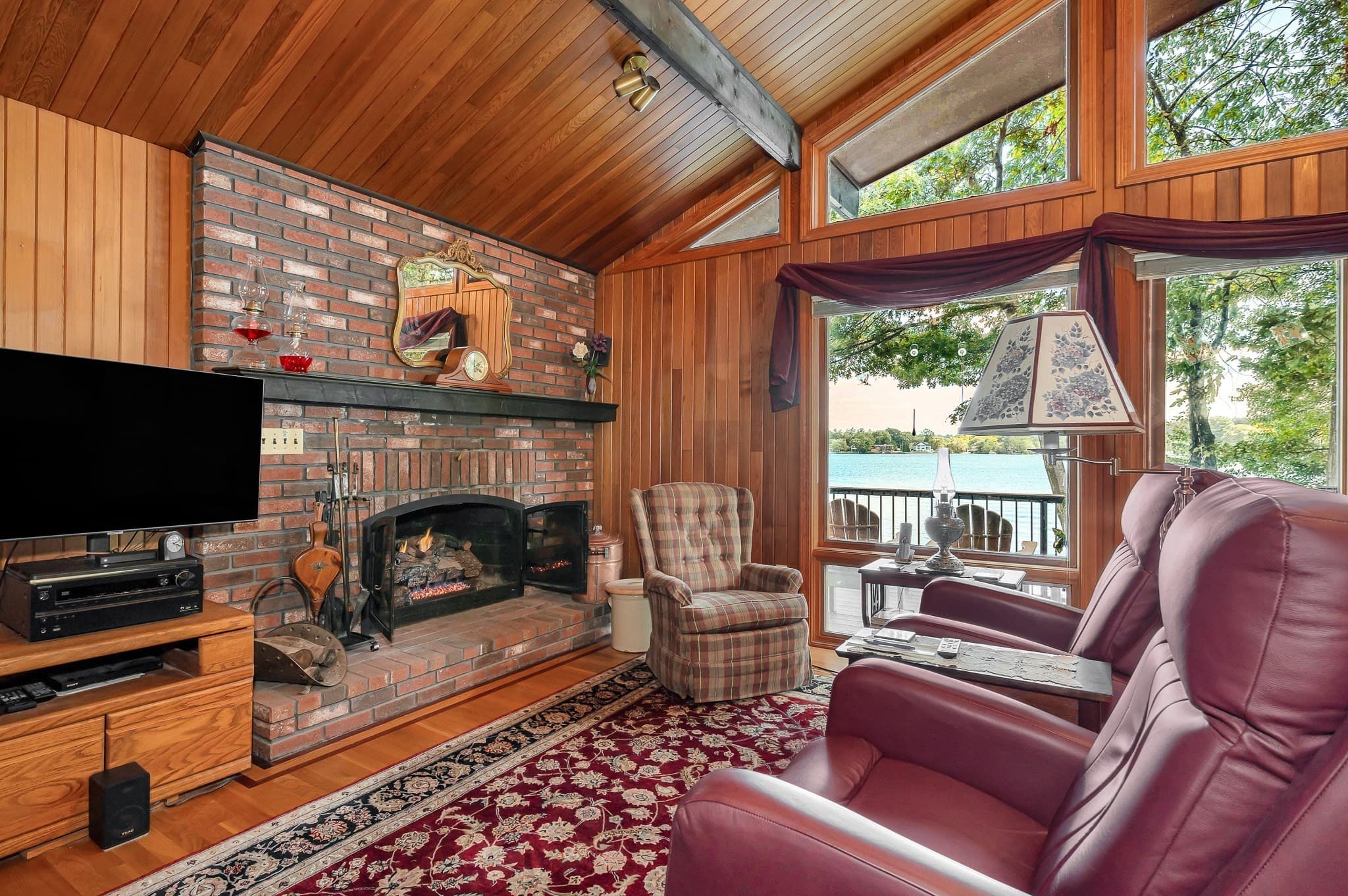 Single Family Residence at 41 Mascuppic Trail, Tyngsborough MA 01879, Tyngsborough, photo 9 of 41