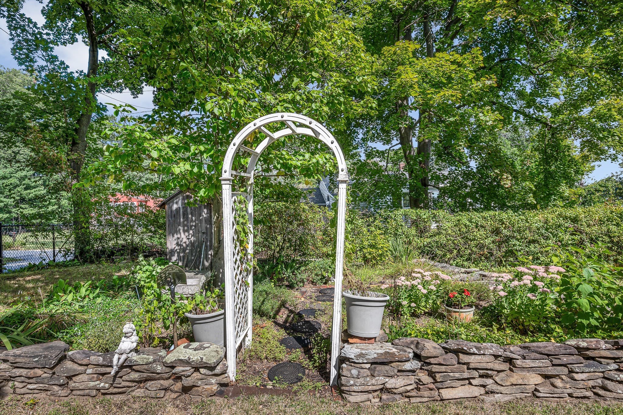 Single Family Residence at 41 Mascuppic Trail, Tyngsborough MA 01879, Tyngsborough, photo 31 of 41