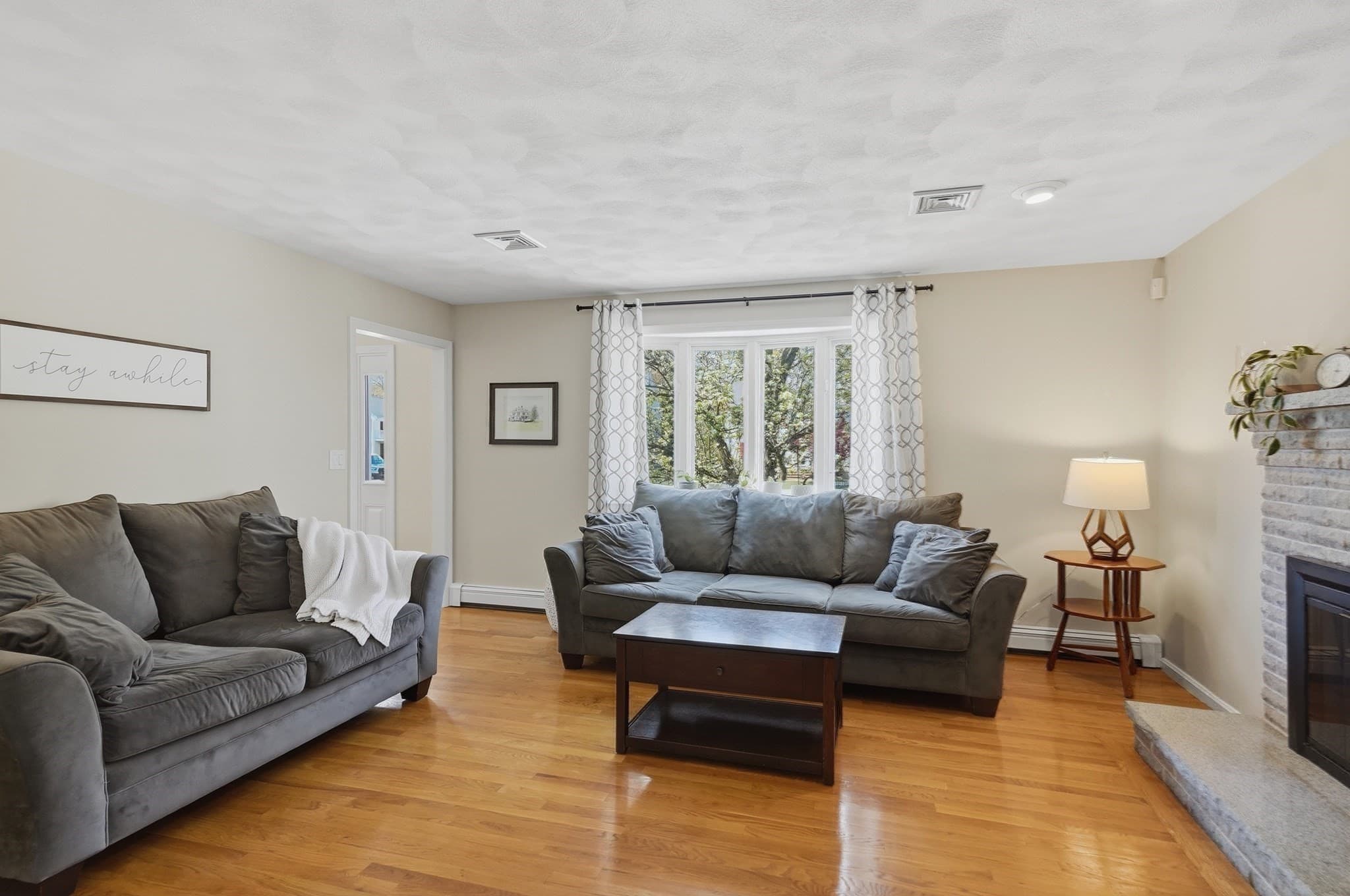 Condominium at 5 Candice Court # 1, Woburn MA 01801, Woburn, photo 13 of 38