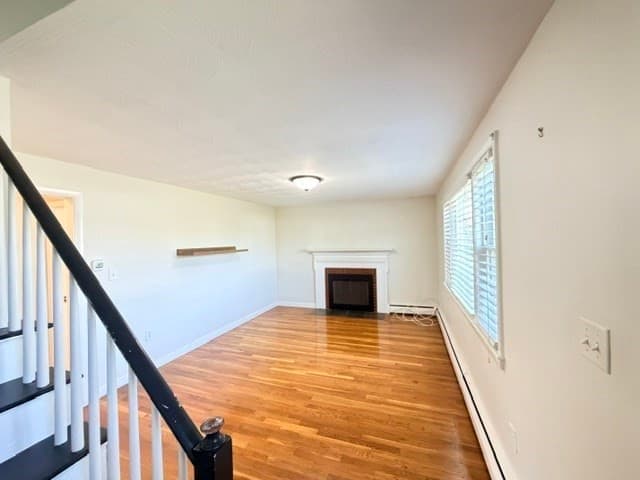 Single Family Residence at 32 Breer Cir, Brockton MA 02301, Brockton, photo 6 of 25