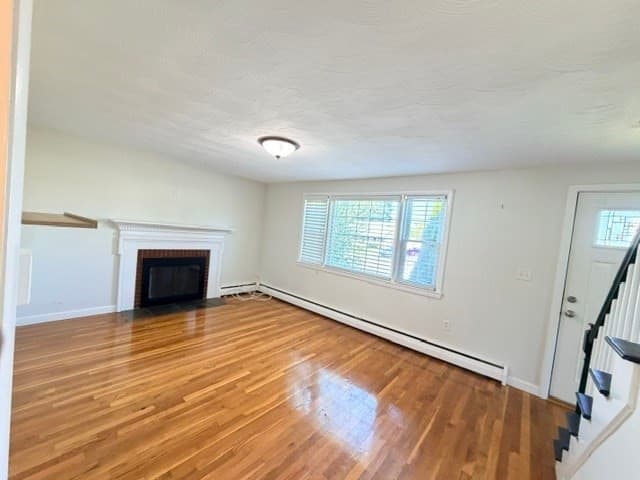 Single Family Residence at 32 Breer Cir, Brockton MA 02301, Brockton, photo 7 of 25