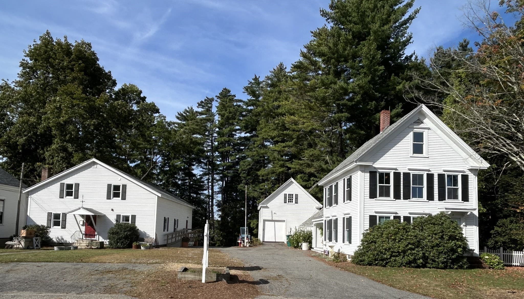 14 Church Street, Kingston NH 03848