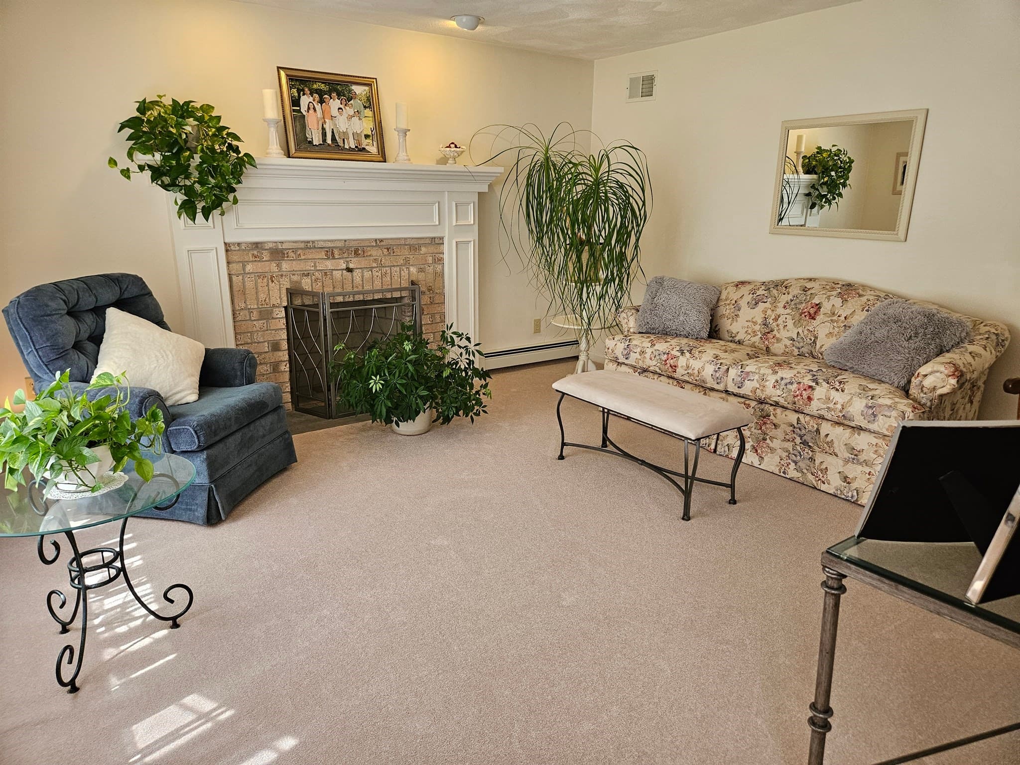 Single Family Residence at 12 Jason Dr, Lincoln RI 02865, Lincoln, photo 16 of 37