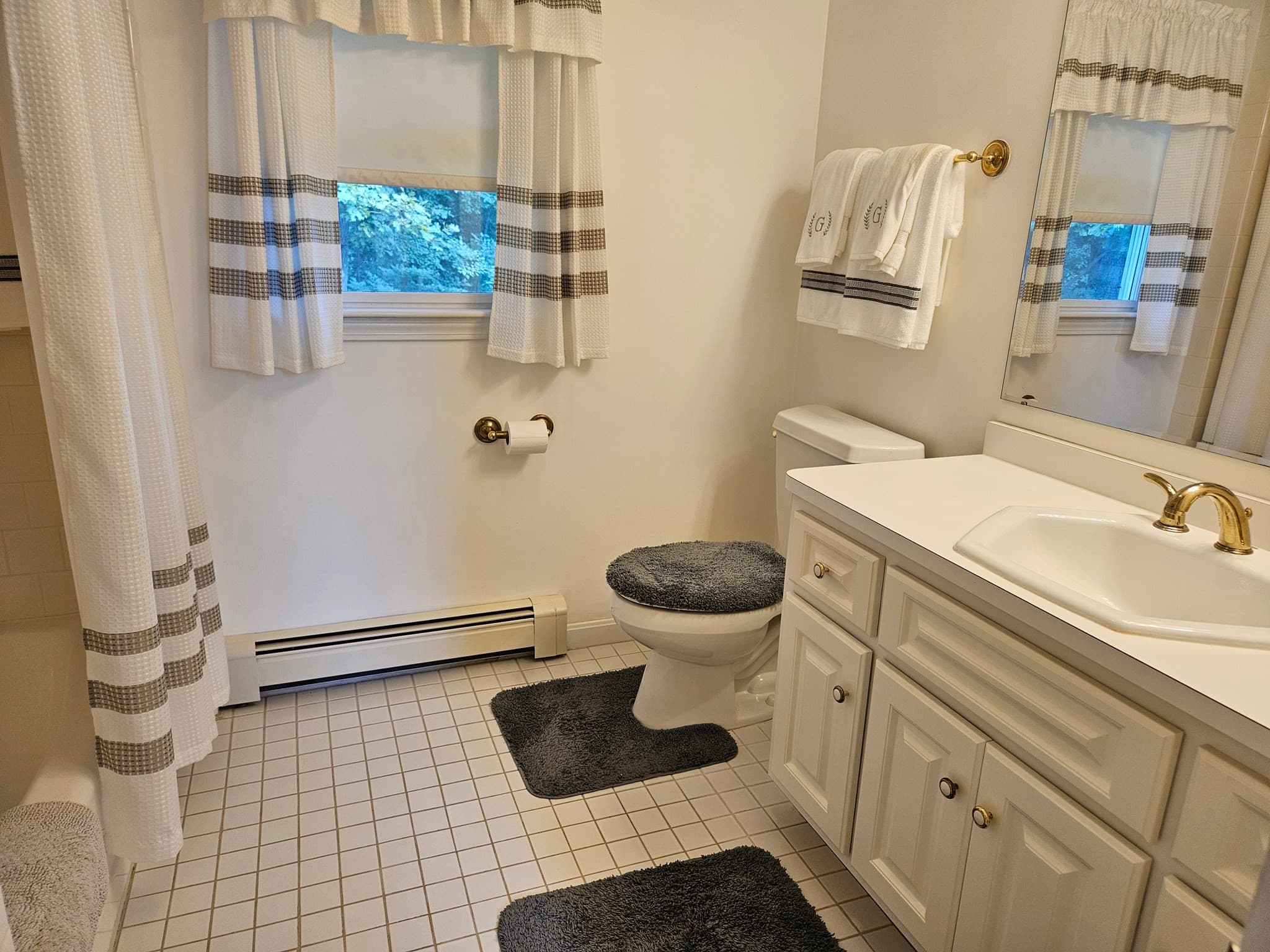 Single Family Residence at 12 Jason Dr, Lincoln RI 02865, Lincoln, photo 14 of 37