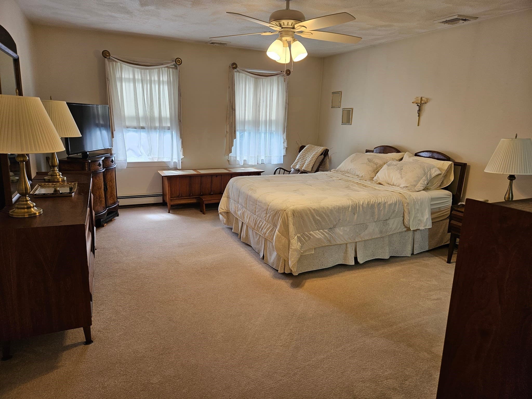 Single Family Residence at 12 Jason Dr, Lincoln RI 02865, Lincoln, photo 18 of 37