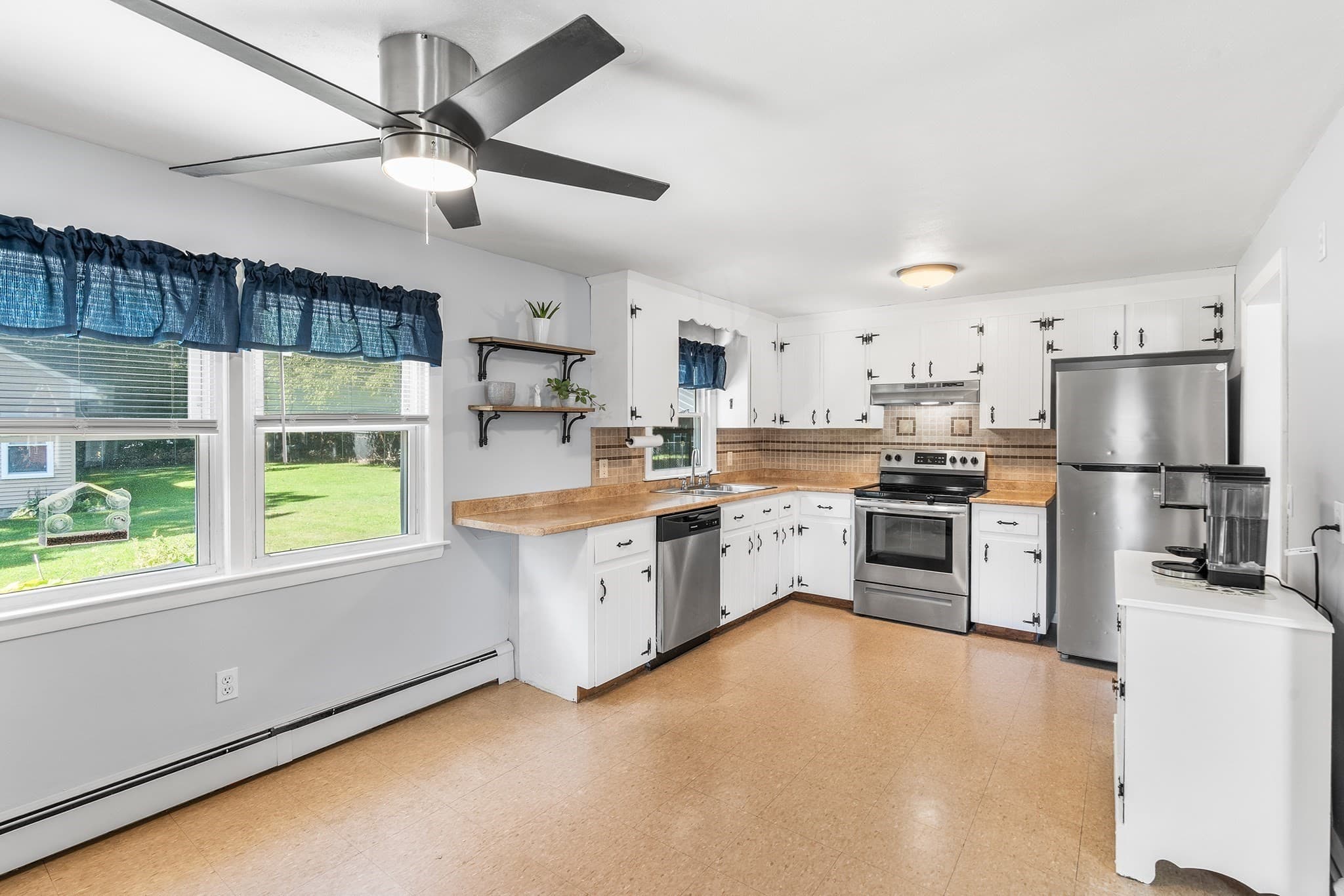 Single Family Residence at 15 Dawes St, Blackstone MA 01504, Blackstone, photo 6 of 28