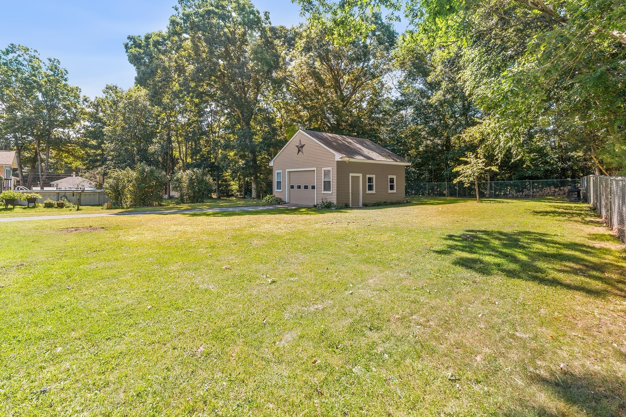 Single Family Residence at 15 Dawes St, Blackstone MA 01504, Blackstone, photo 24 of 28