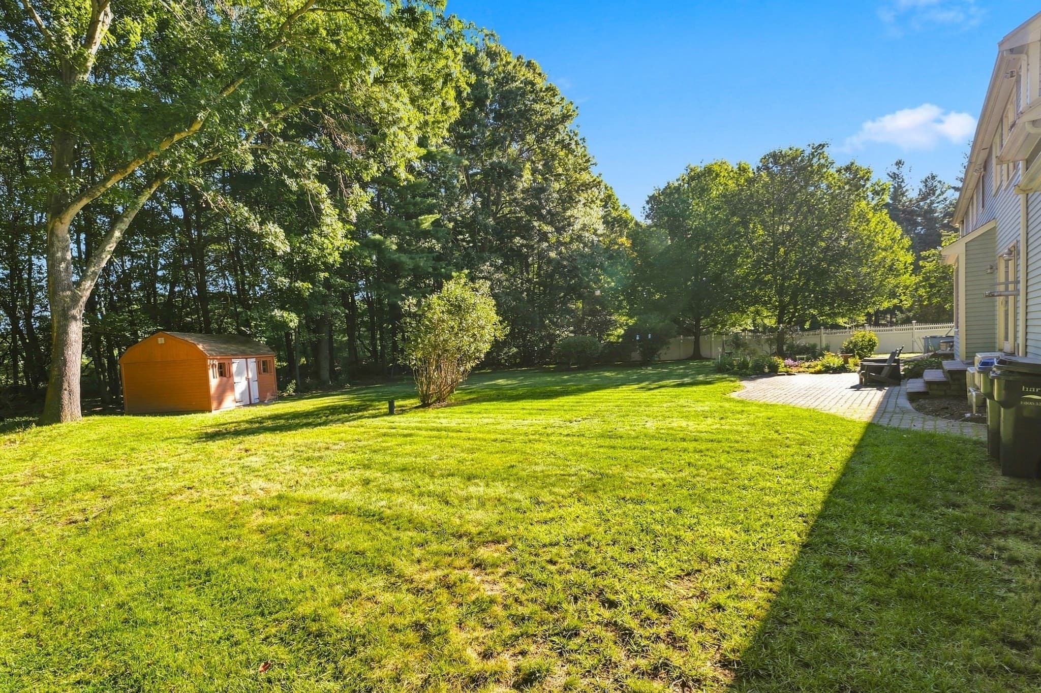 Single Family Residence at 14 King Philip Path, Mendon MA 01756, Mendon, photo 7 of 42