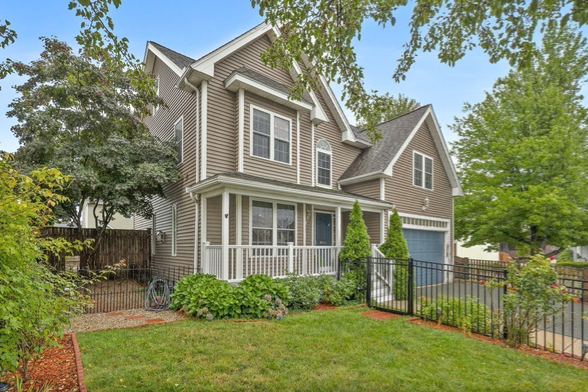 Single Family Residence at 46 Lafayette Street, Everett MA 02149, Everett, photo 33 of 36