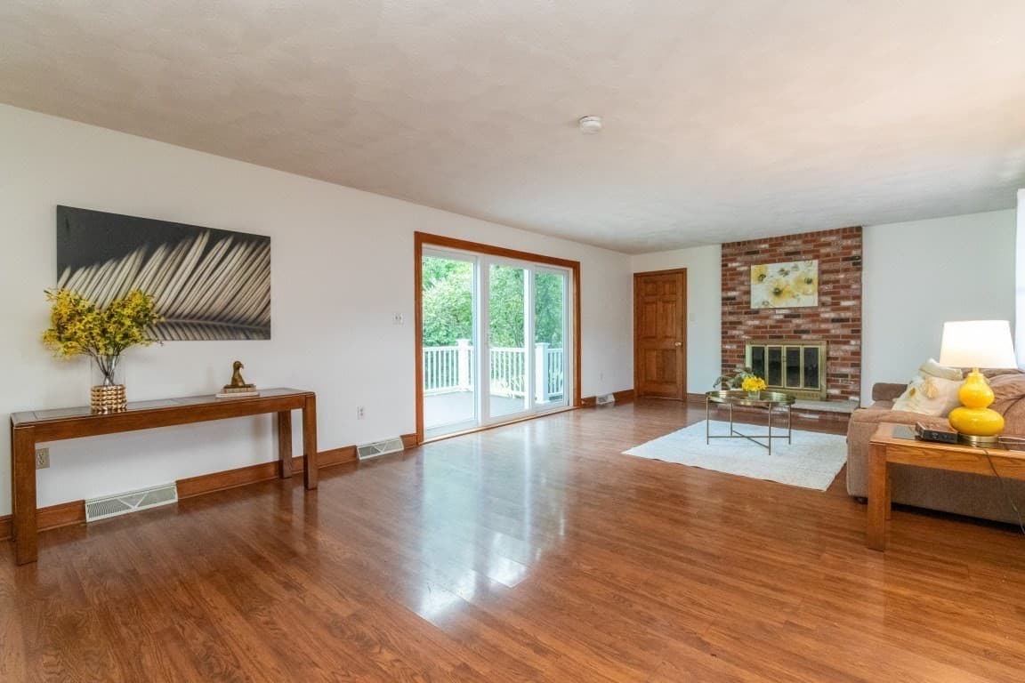 Single Family Residence at 2 Mccarthy Dr, Burlington MA 01803, Burlington, photo 6 of 42
