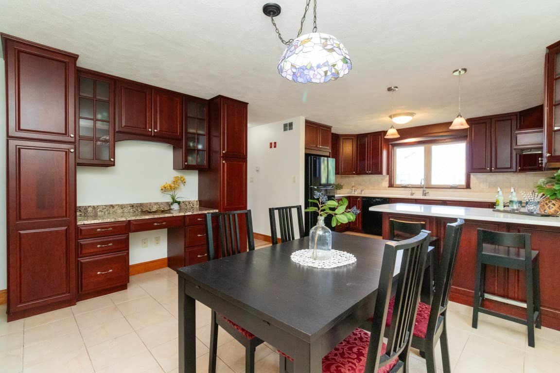 Single Family Residence at 2 Mccarthy Dr, Burlington MA 01803, Burlington, photo 20 of 42