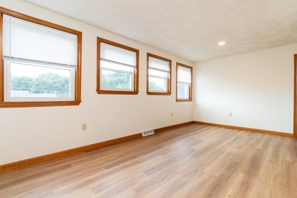 Single Family Residence at 2 Mccarthy Dr, Burlington MA 01803, Burlington, photo 34 of 42