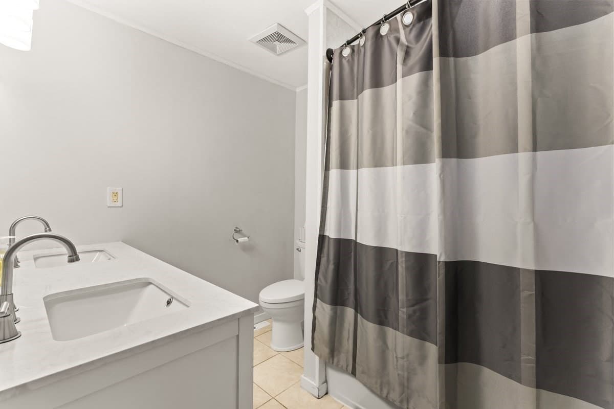 Condominium at 20 Highwood Dr # 20, Franklin MA 02038, Franklin, photo 15 of 22