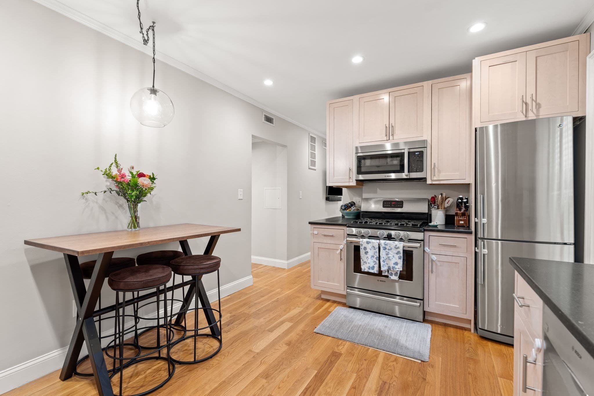 Condominium at 4 Cook St # 1, Boston MA 02129, Boston, photo 5 of 13