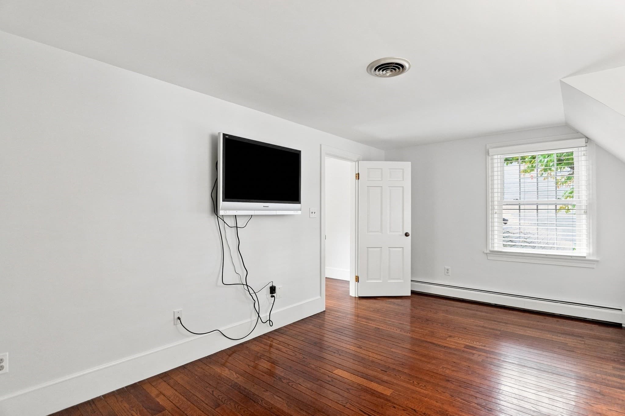 Single Family Residence at 25 Grandview Road, Chelmsford MA 01824, Chelmsford, photo 23 of 41