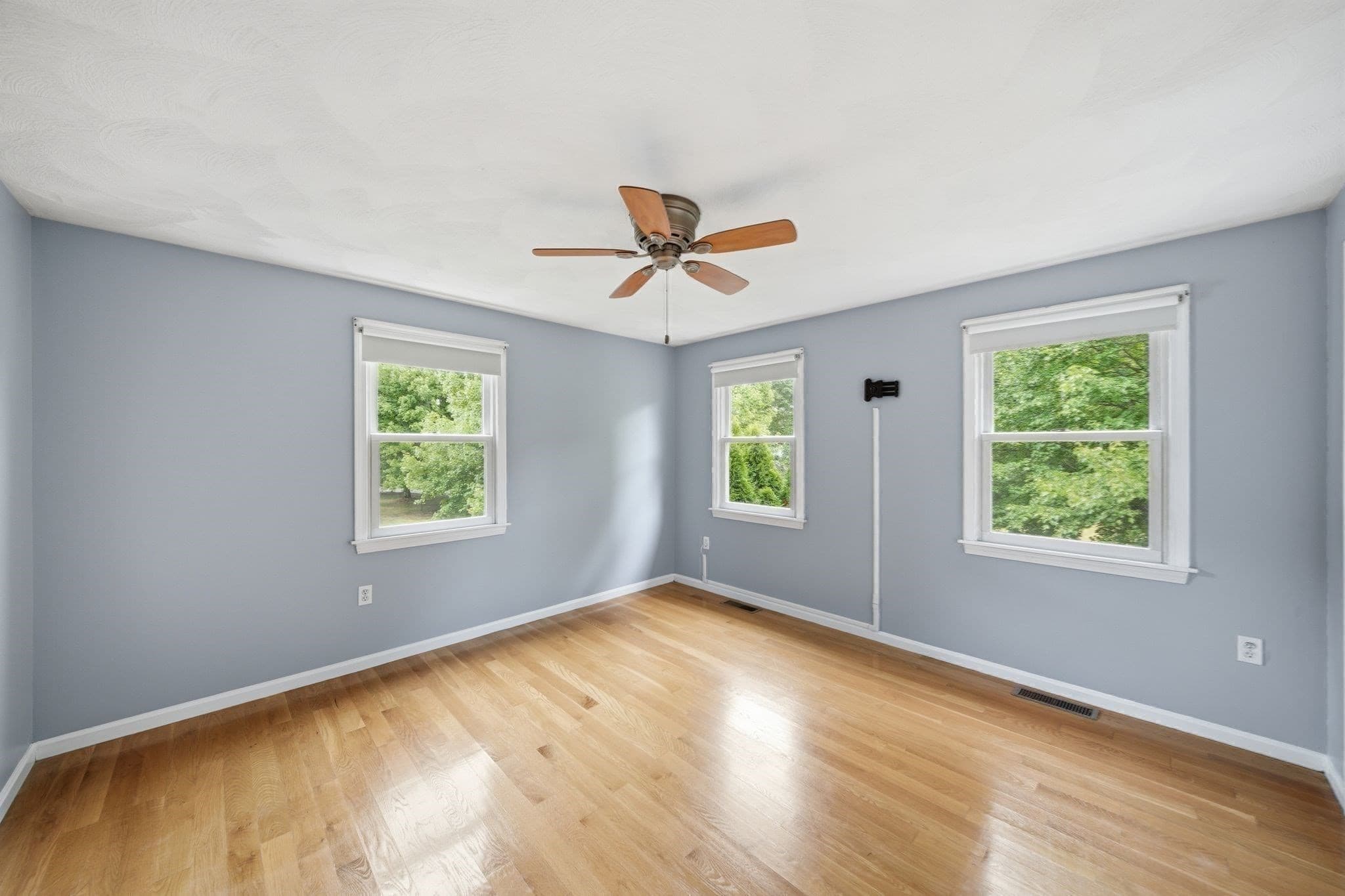 Single Family Residence at 131 Federal St, Wilmington MA 01887, Wilmington, photo 23 of 41