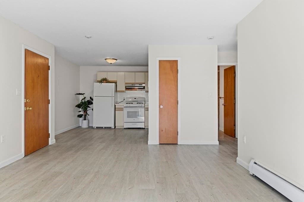 Condominium at 24 Kenmar Dr # 239, Billerica MA 01821, Billerica, photo 6 of 28