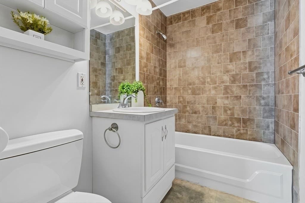 Condominium at 24 Kenmar Dr # 239, Billerica MA 01821, Billerica, photo 19 of 28