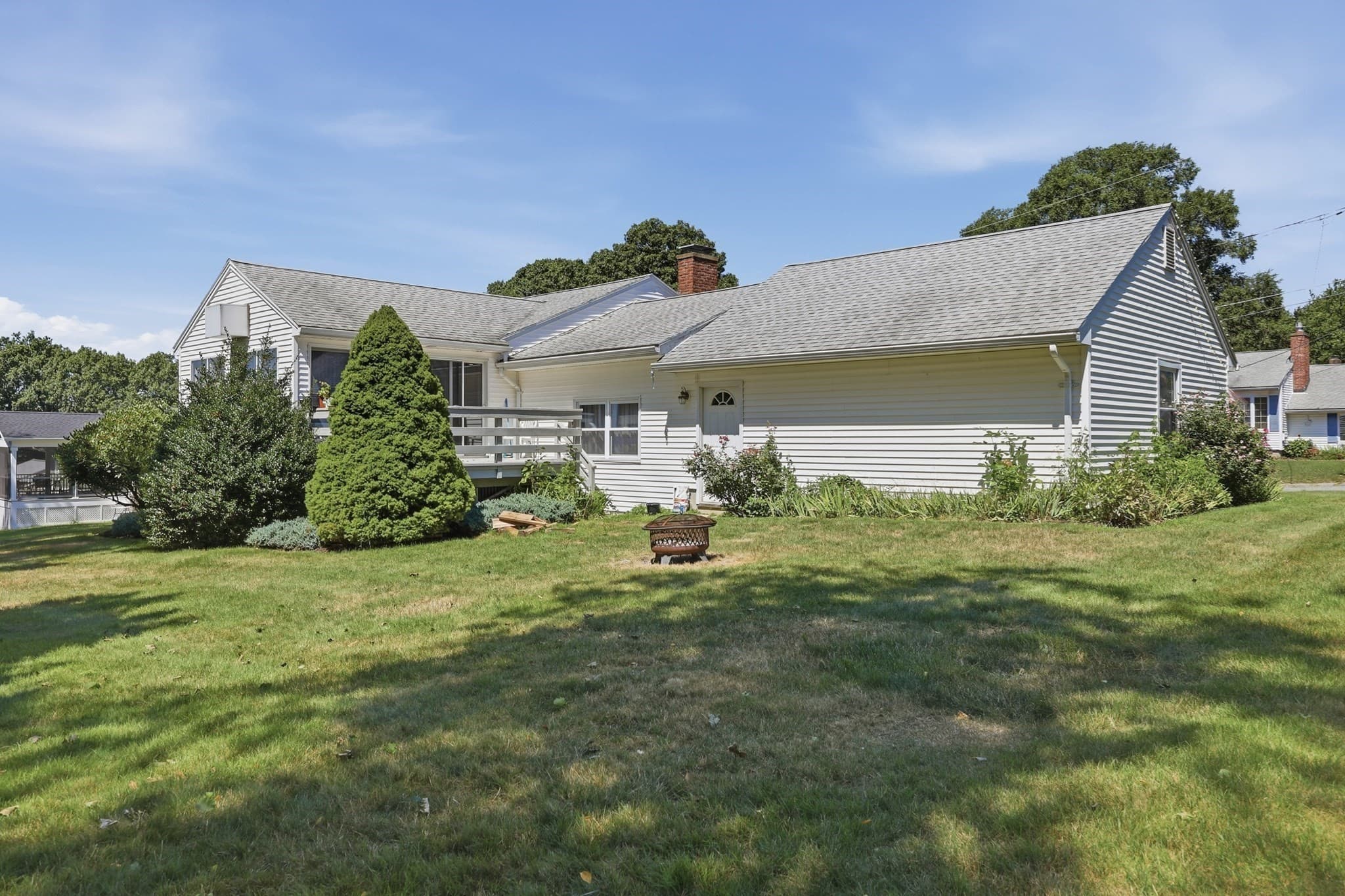 Single Family Residence at 92 Applewood Drive, Marlborough MA 01752, Marlborough, photo 37 of 42