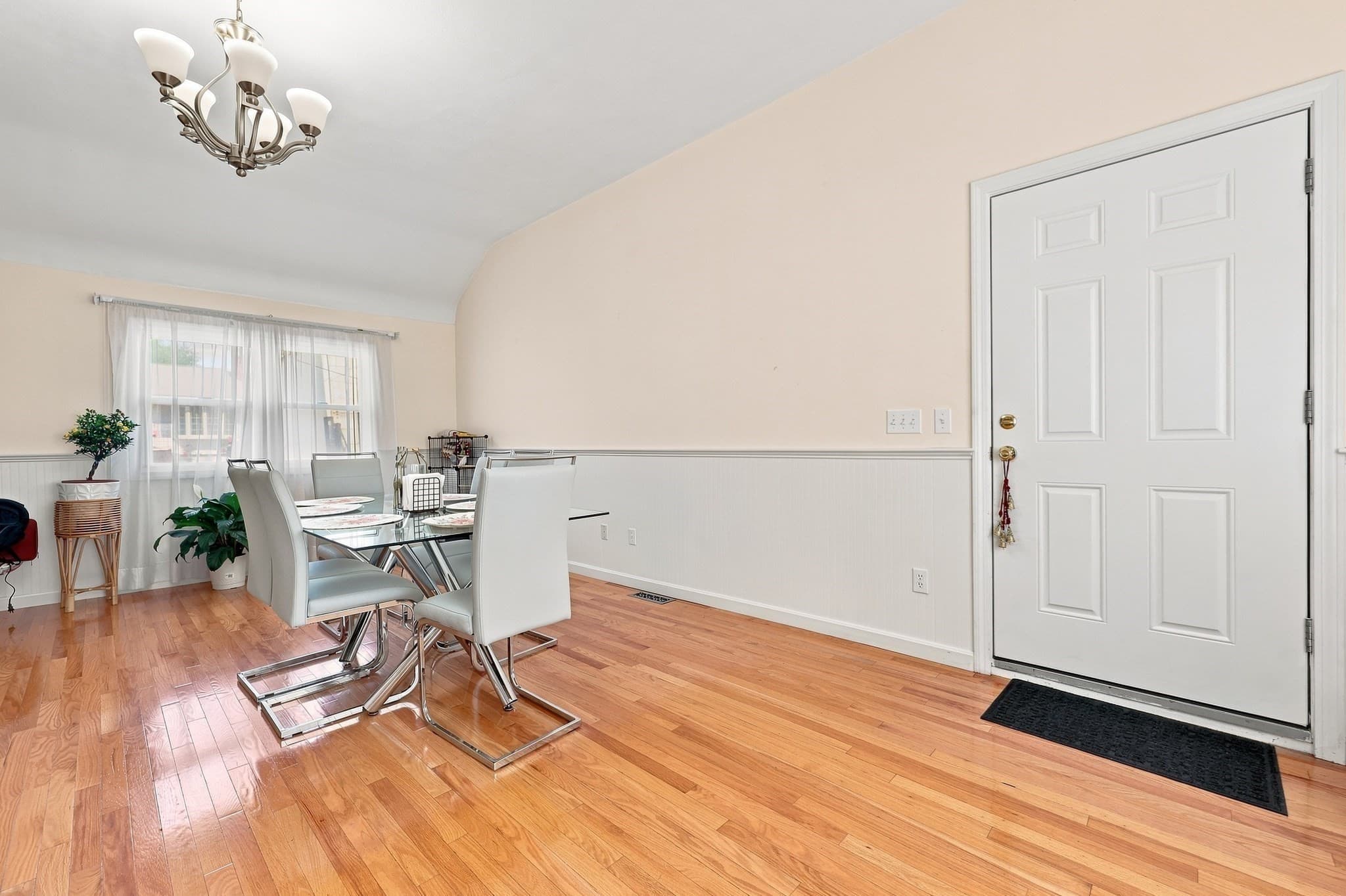 Single Family Residence at 92 Applewood Drive, Marlborough MA 01752, Marlborough, photo 15 of 42