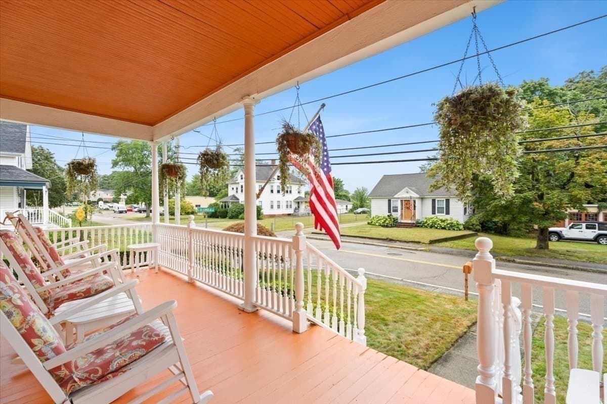 Single Family Residence at 220 Smith St, North Attleboro MA 02760, North Attleboro, photo 6 of 42