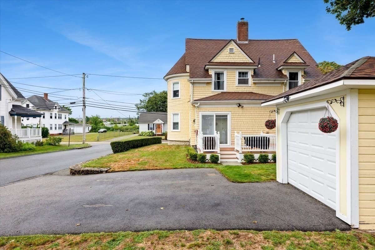 Single Family Residence at 220 Smith St, North Attleboro MA 02760, North Attleboro, photo 41 of 42